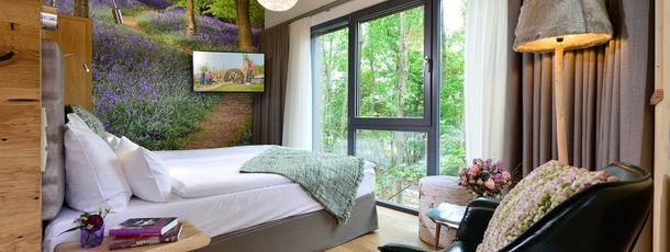 Detaillierte Infos zur Unterkunft Hotel Fire & Ice mit Baumchalets