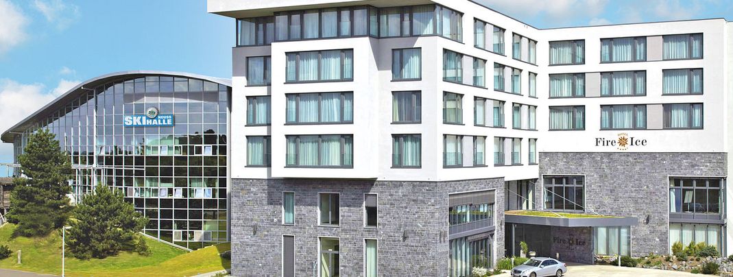 Detaillierte Infos zur Unterkunft Hotel Fire & Ice mit Baumchalets