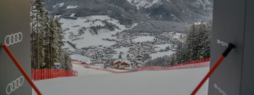Die Weltcupabfahrt endet in St. Vigil in Enneberg.