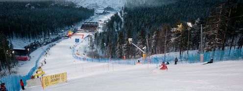 Weltcupstimmung im Norden Finnlands: Der Ski-Weltcup feiert seinen Slalomauftakt wieder in Levi.
