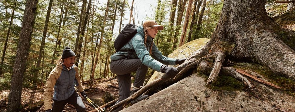 Vom Herbsttrail bis zur ersten Wintertour: Der Marmot GridLite Down Hoody sorgt auch auf anspruchsvollen Trails für angenehme Wärme.