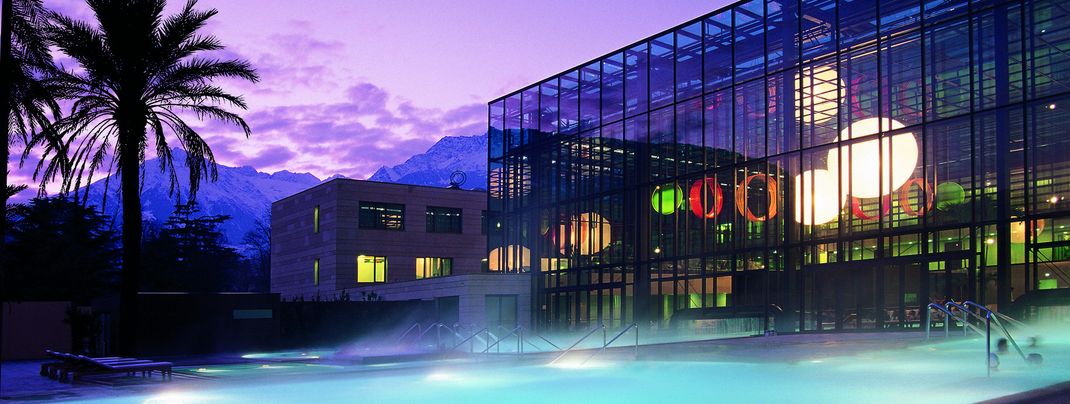 Nach einem langen Skitag kann man in der Therme Meran herrlich entspannen.