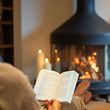 Lesen vor dem Kamin