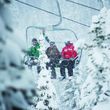 Snow guaranteed: an average of 440 centimeters of snow every year in Marmot Basin.