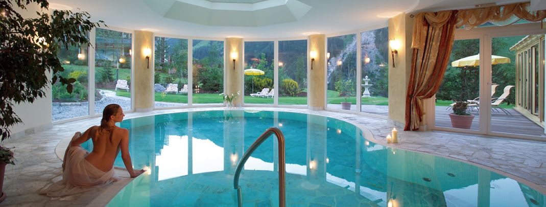 Hotel mit Pool in den Bergen