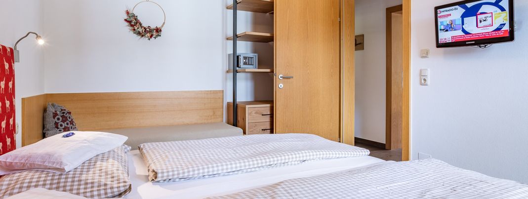 Schlafzimmer Seppei mit Bad