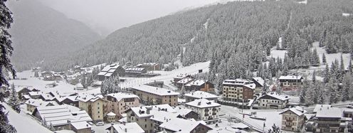 Santa Caterina ist ein kleiner Skiort in der Lombardei.