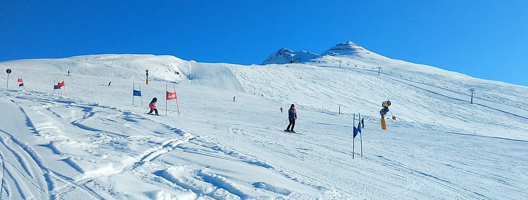 Überschaubare Pisten mit der nötigen Abwechslung können Familien von See erwarten.