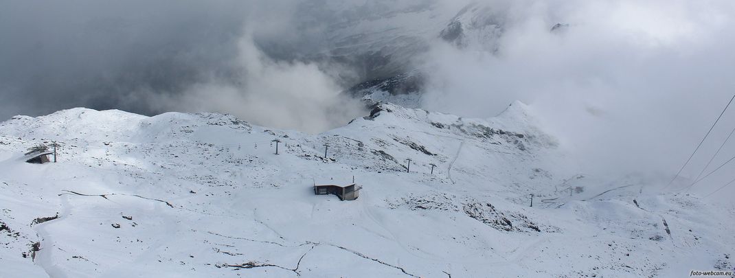 In eine Winterlandschaft hat sich in dieser Woche das Nebelhorn bei Oberstdorf verwandelt.