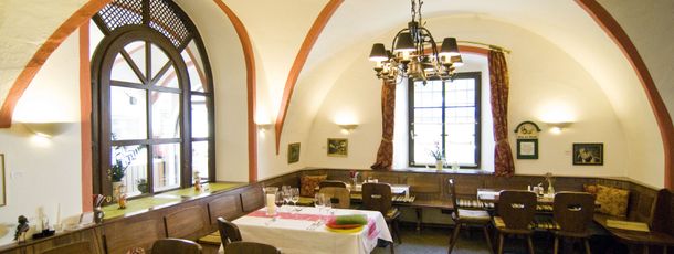 Detaillierte Infos zur Unterkunft 4* Schlosshotel Kartause Gaming