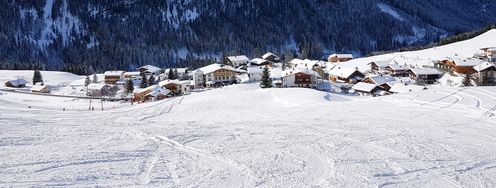 Über die Skischaukel ist Rinnen samt Rinnerlift leicht zu erreichen.