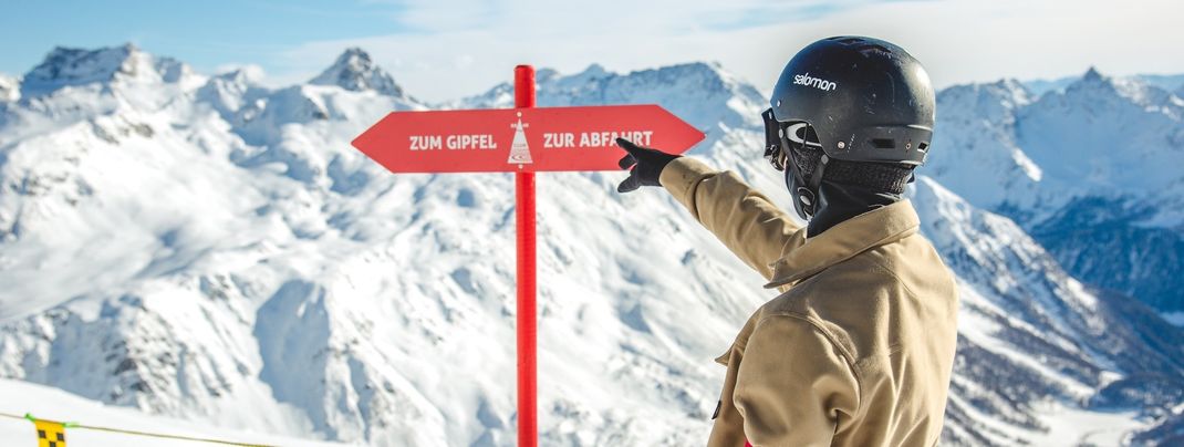 Elf mal zum Gipfel und wieder zurück und du wirst Teil der Geschichte des 8848 Skiclubs.