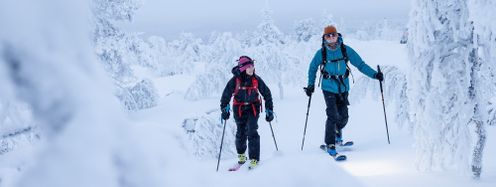 Die neue Skitouren-Kollektion von Halti ist auf Isolation, Bewegungsfreiheit und kleines Gewicht optimiert.