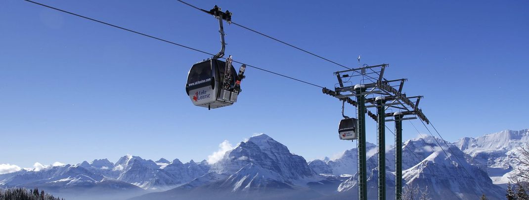 Lake Louise liegt in den Rocky Mountains und ist eines der beliebtesten Skigebiete Kanadas.
