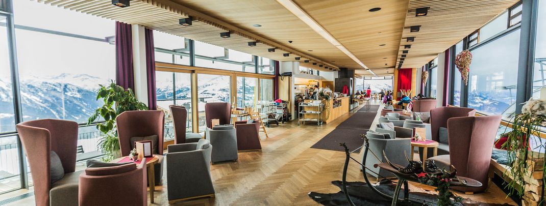 Blick ins Innere des Freiraums am Genießerberg Ahorn.