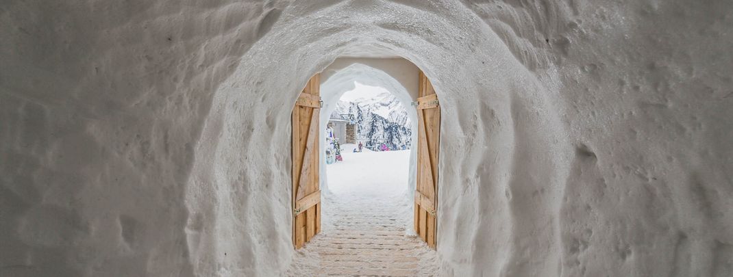 Die White Lounge am Ahorn beeindruckt in Form eines Iglus und ermöglicht so ungewöhnliche Perspektiven.