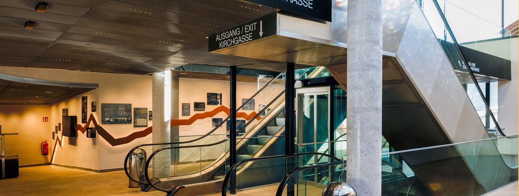 Hell, barrierefrei und kinderwagentauglich - so präsentieren sich die neuen Stationen.