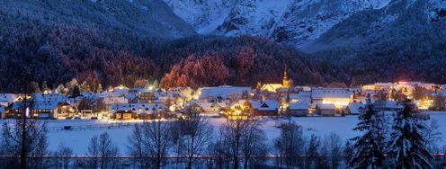 Der Skiort Kranjska Gora liegt nur wenige Fahrminuten von der österreichischen Grenze entfernt.
