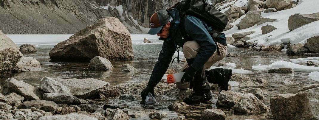Mit dem GRAYL Wasserfilter bekommst du sauberes Trinkwasser im Handumdrehen.