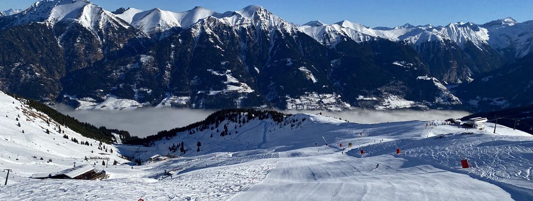 Breite Pisten, wie hier H7 Hochalm, zeichnen Bad Gastein aus.