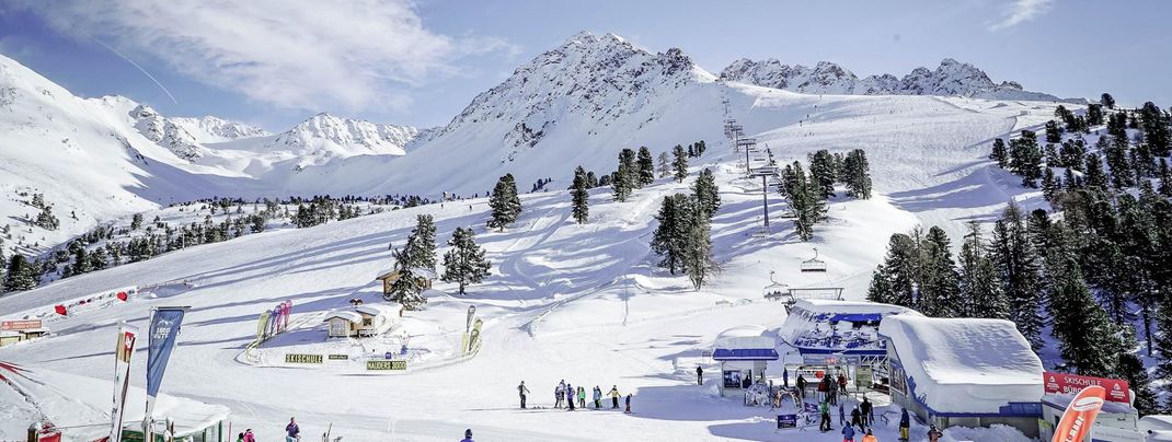 In Nauders gibt es zwei Skischulen.