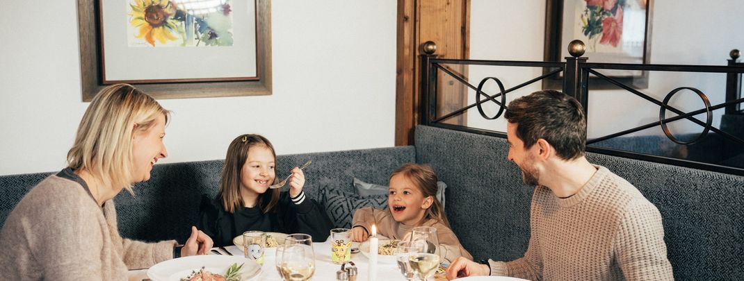 Detaillierte Infos zur Unterkunft Hotel GUT Trattlerhof & Chalets