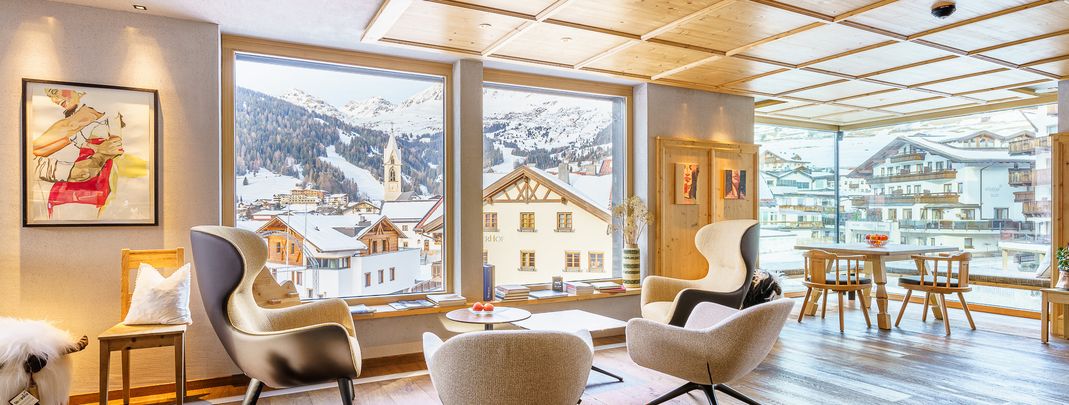 Muiren Lounge Panorama