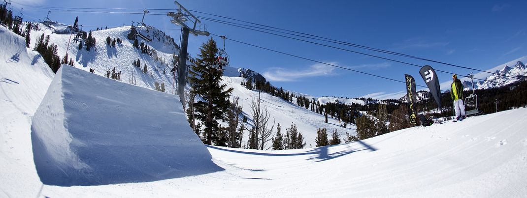Tolle Pisten, Tiefschnee und Snowparks - das ist Skifahren am Mammoth Mountain.
