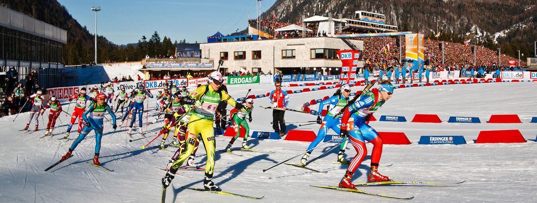 Mit Massenstart und Staffeln gibt es heuer in Ruhpolding gleich zwei Disziplinen, in denen die Biathleten gleichzeitig aus dem Stadion loslaufen.