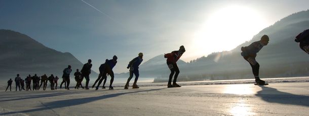 Eissport auf Europas größter Natureisfläche, dem Weissensee
