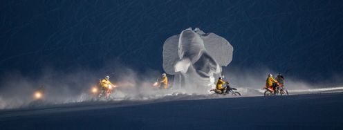 From elephants to dancers to motocross riders: the HANNIBAL glacier show in Sölden is nothing short of spectacular.