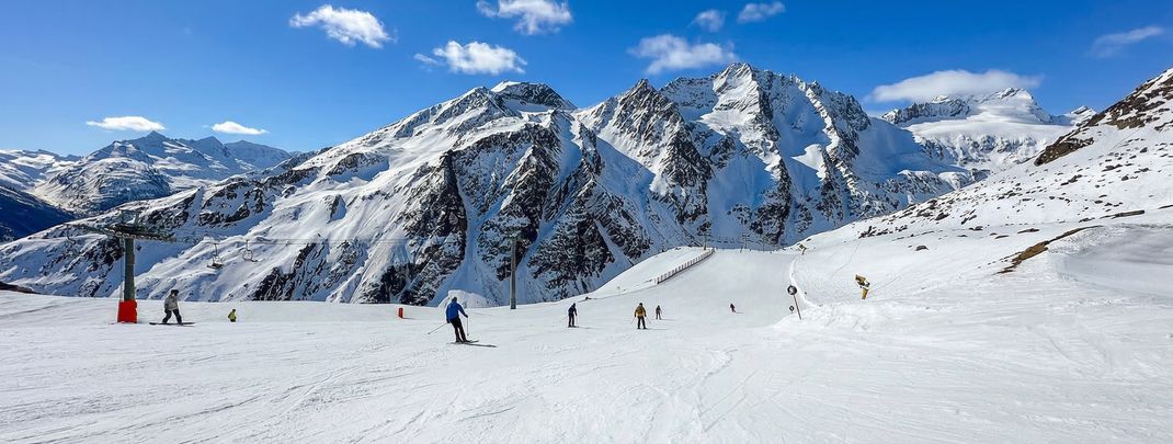 With not one but two glaciers, Sölden is without a doubt one of the top 10 most snow-reliable ski resorts in the Alps.
