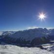 Die Bergstation Piz Nair (3099m) der Luftseilbahn Corviglia - Piz Nair. Von hier eröffnet sich ein wunderbarer Blick auf die umliegenden Gifpel.