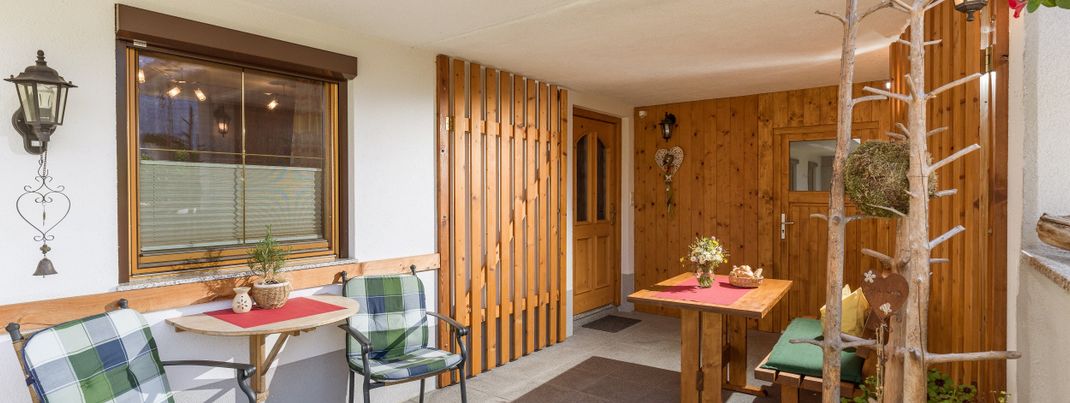 Terrasse vor der Ferienwohnung Petra