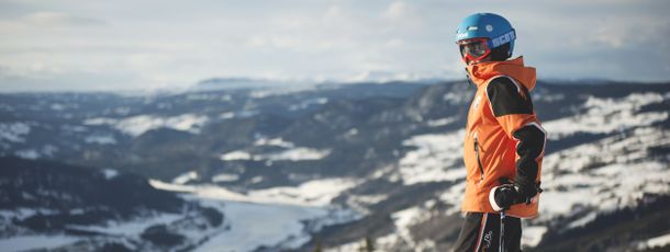 Fortgeschrittenen Fahrern stehen 11 km rot markierte Pisten zur Verfügung.