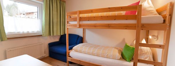 Familienzimmer mit Stockbett, B&B Pension Landhaus Vierthaler