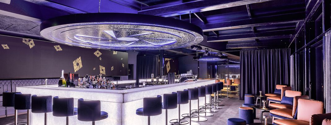 Spektakulär: die Bar LA VUE im obersten Stock.