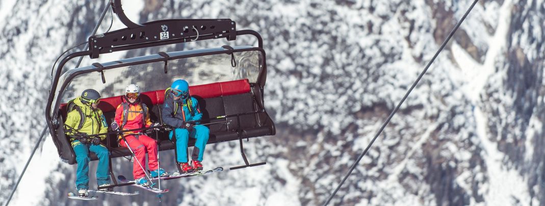 Fast alle Sessellifte sind mit Wetterschutzhauben oder gar Sitzheizung ausgestattet