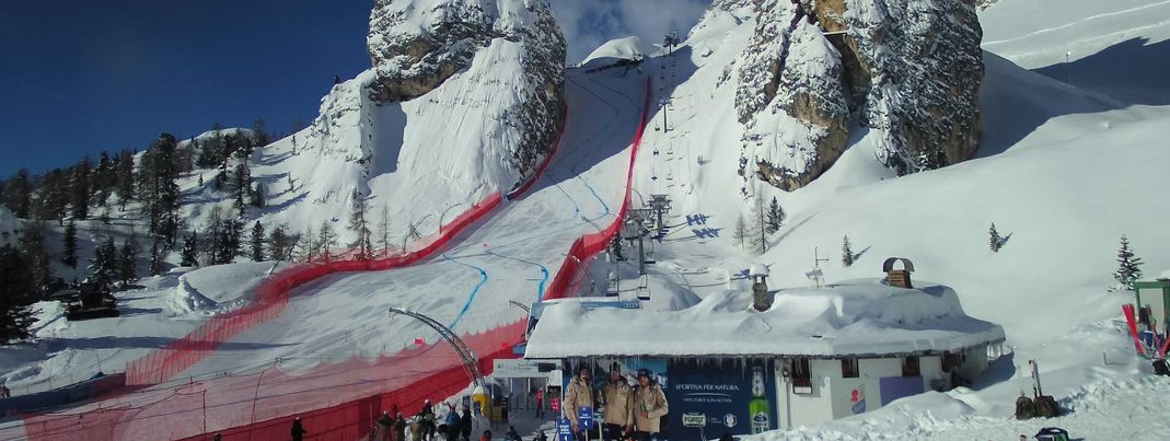 WM in Cortina: Auf der bekannten Piste Olympia delle Tofana werden Abfahrt und Super-G der Damen ausgetragen.