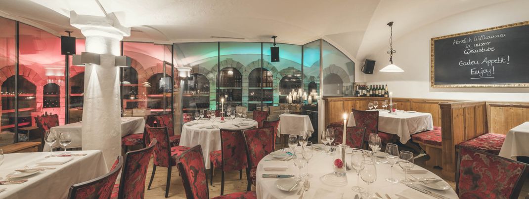 Weinstube à la carte Restaurant