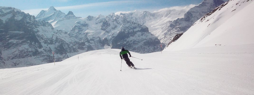 Vom First Gebiet bietet sich ein traumhafter Blick auf Eiger, Mönch und Jungfrau