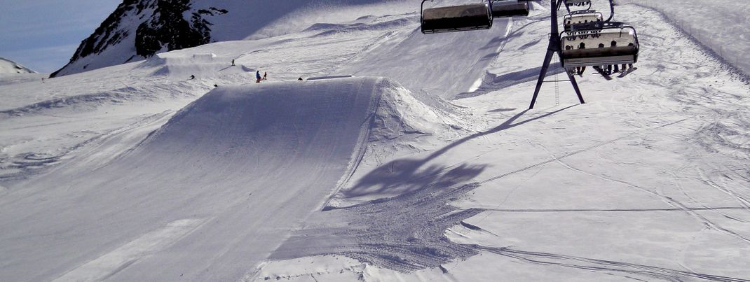 One of the kickers of the intermediate line