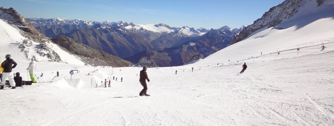 20 Pistenkilometer erwarten dich im Sommer am Hintertuxer Gletscher.