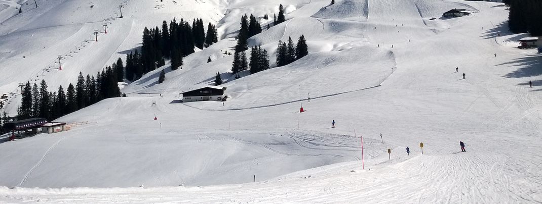 Von Oktober bis Mai laufen die Lifte in Kitzbühel