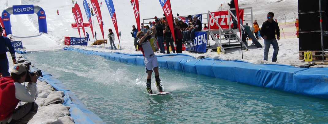 Stolze 60 Meter lang wird der Eiswasserkanal am Rettenbachgletscher sein.