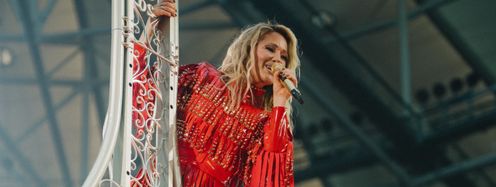 In einer persönlichen Atmosphäre wird Helene Fischer ohne große Stadionshow am 11. Dezember in Schladming auftreten.