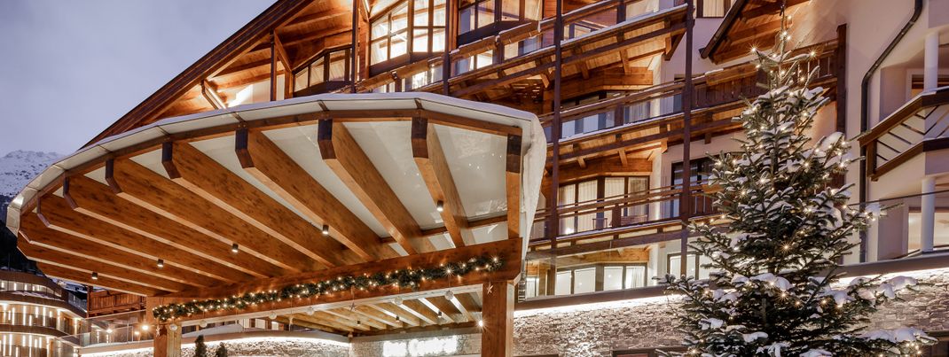 General information about your stay at The Central - Alpine . Luxury . Life