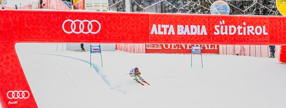Neben dem Riesenslalom am Tag findet heuer in Alta Badia erstmals auch ein Slalom unter Flutlicht statt.