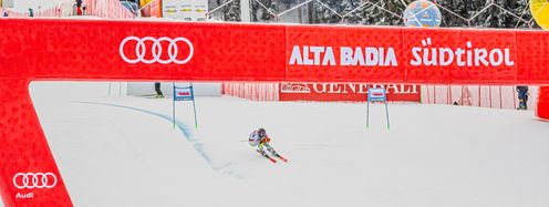 Neben dem Riesenslalom am Tag findet heuer in Alta Badia erstmals auch ein Slalom unter Flutlicht statt.