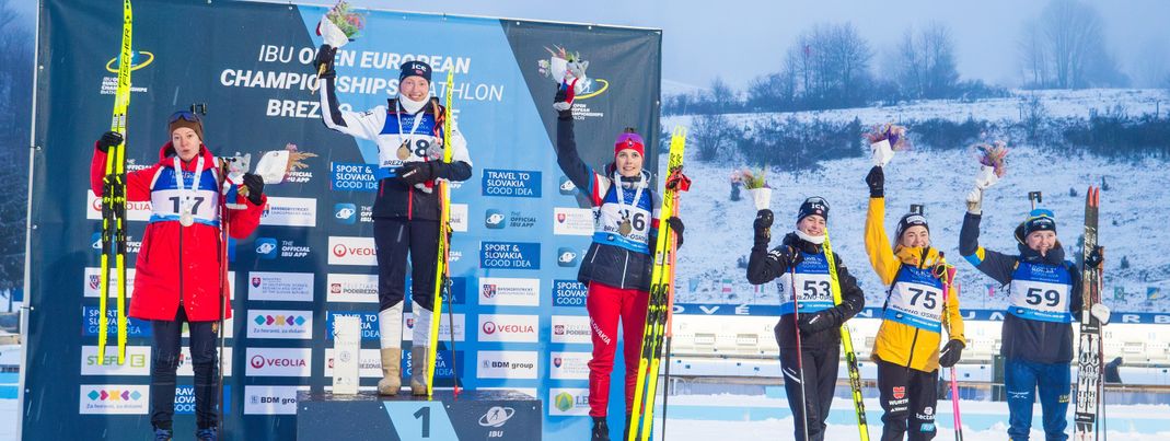 Siegerehrung im EM-Einzel der Frauen: Die deutsche Marion Wiesensarter wurde als Fünftplatzierte geehrt.